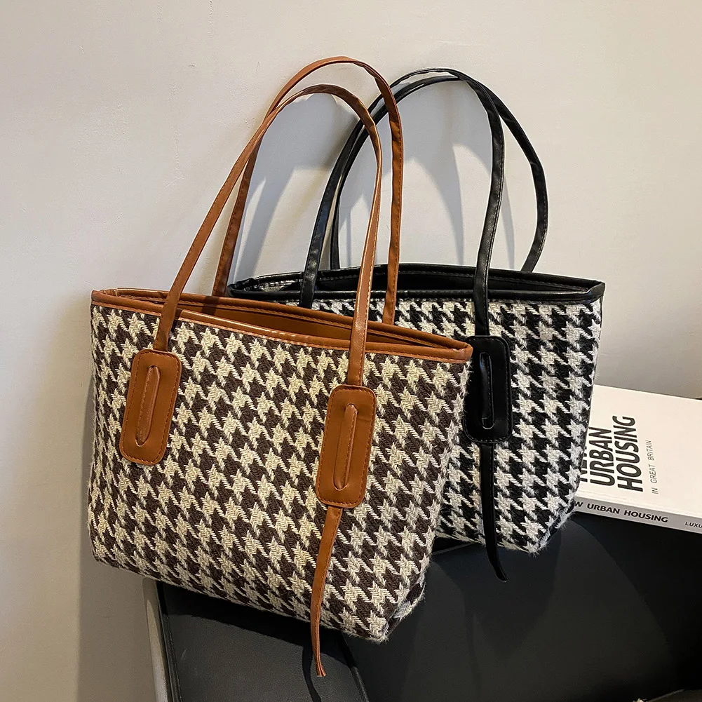 New Fashion PU Leather Jacquard Cloth Printing Handbags Women Large Capacity Shoulder Bags Shopping Bags Female Casual Totes
New Fashion PU Leather Jacquard Cloth Printing Handbags Women Large Capacity Shoulder Bags Shopping Bags Female Casual Totes