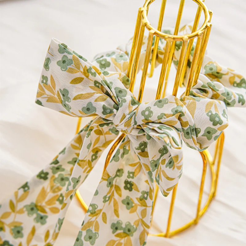 Fashion Floral Printing Bow Satin Long Scarf Ribbons Scrunchie Ponytail Girls Elastic Hair Bands Sweet Fashion Hair Accessories
Fashion Floral Printing Bow Satin Long Scarf Ribbons Scrunchie Ponytail Girls Elastic Hair Bands Sweet Fashion Hair Accessories