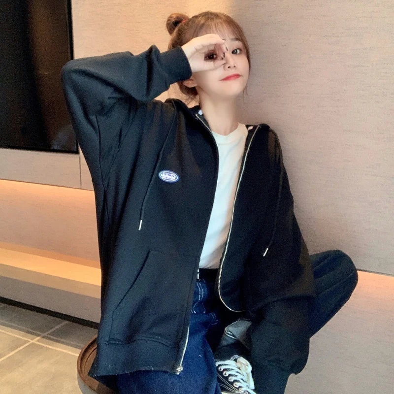 JXMYY Spring New Product Korean Version Of Wild Simple Casual Embroidery Letter Hooded Thin Sweater Cardigan Jacket
JXMYY Spring New Product Korean Version Of Wild Simple Casual Embroidery Letter Hooded Thin Sweater Cardigan Jacket