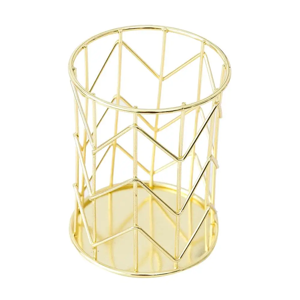 Cosmetic Case Domestic Fashionable Rose Gold Stainless Steel Large Volume Cosmetics Storage Basket Beautiful Lattice
Cosmetic Case Domestic Fashionable Rose Gold Stainless Steel Large Volume Cosmetics Storage Basket Beautiful Lattice