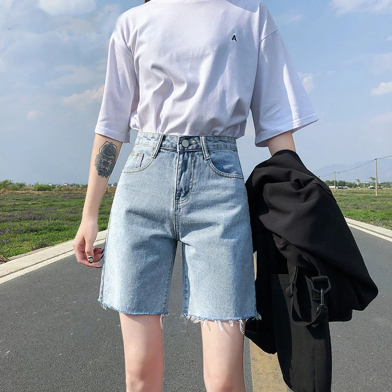 High Waist Short Jeans Bermuda Shorts For Women 2021 Summer Denim Capris Black Loose Casual Jeans Short Women's Denim Shorts
High Waist Short Jeans Bermuda Shorts For Women 2021 Summer Denim Capris Black Loose Casual Jeans Short Women's Denim Shorts