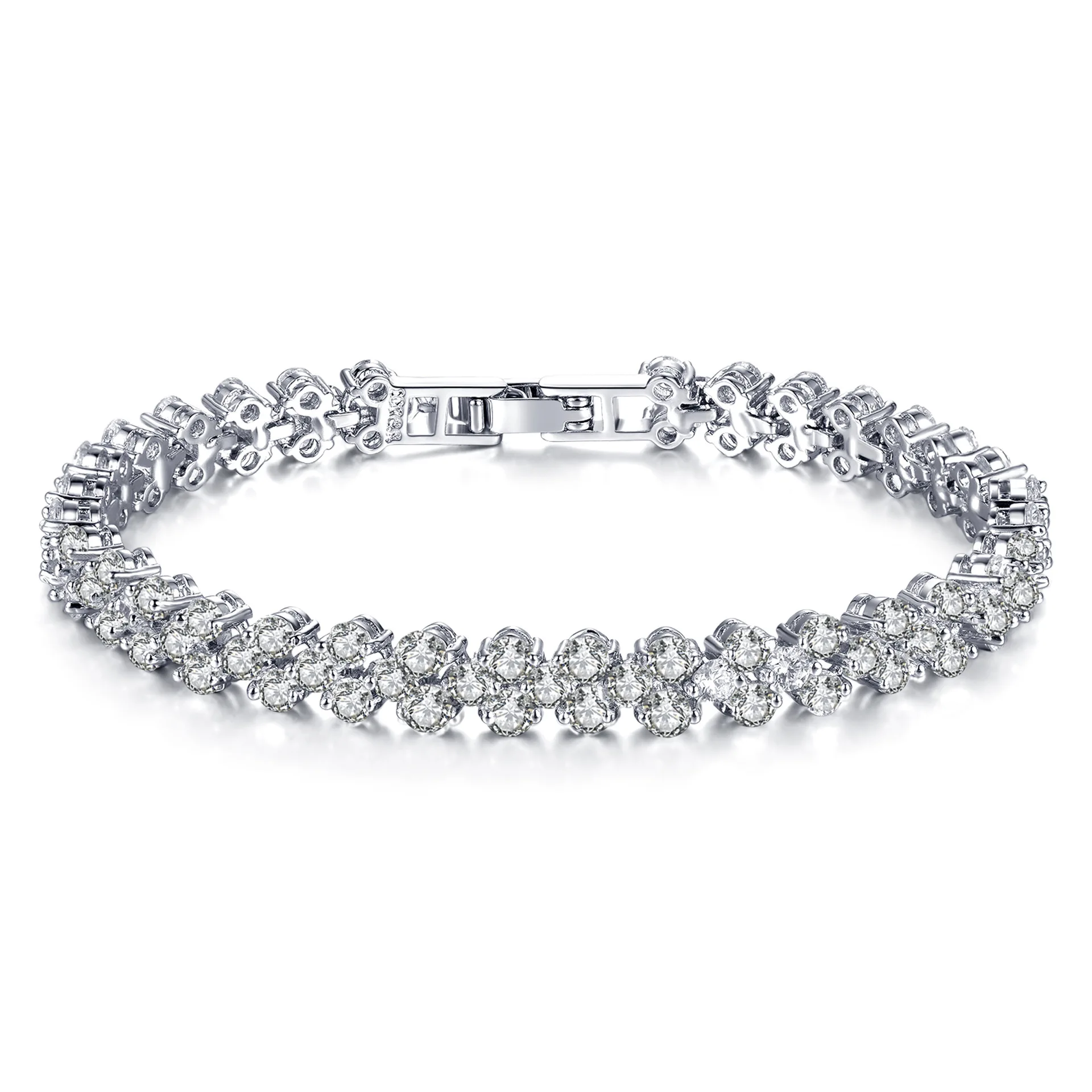 YVV48 925 Sterling Silver Heart Bracelet Valentine's Day Women's Zircon Bracelet 
YVV48 925 Sterling Silver Heart Bracelet Valentine's Day Women's Zircon Bracelet