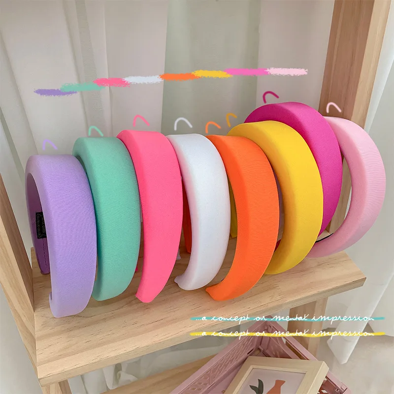 Wide edge sponge hair hoop women's solid color pressed hair hoop net red simple pressed hair hairpin increased skull top
Wide edge sponge hair hoop women's solid color pressed hair hoop net red simple pressed hair hairpin increased skull top