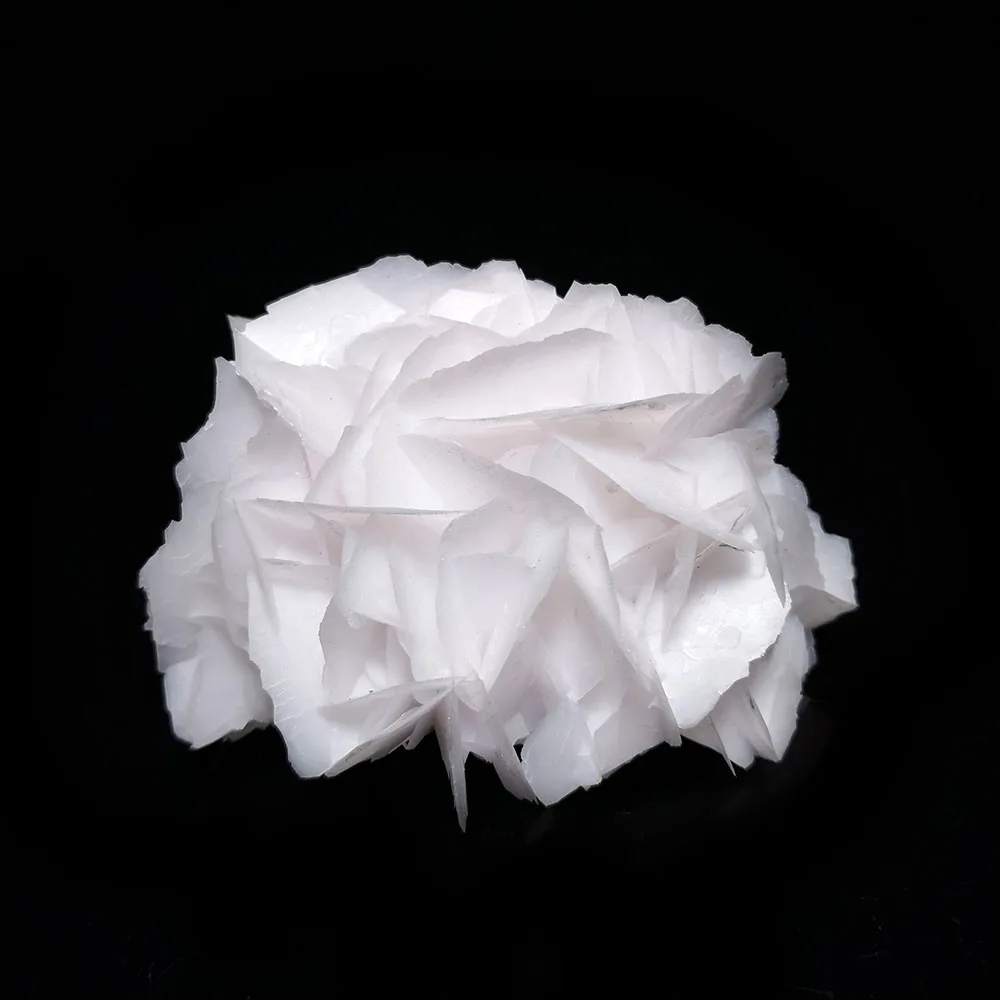 270g A5-5gy Natural Calcite in the shape of rose petals Mineral Crystal Specimen Home Decoration From Hunan Province China 
270g A5-5gy Natural Calcite in the shape of rose petals Mineral Crystal Specimen Home Decoration From Hunan Province China