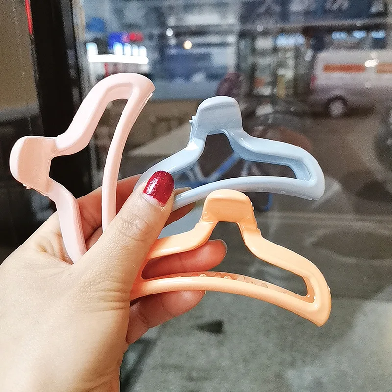 New Fashion Simple Large 9.5cm Candy colors acrylic Hair Clips Hairpins Crab Hair girls Women for Accessoires Headdress
New Fashion Simple Large 9.5cm Candy colors acrylic Hair Clips Hairpins Crab Hair girls Women for Accessoires Headdress