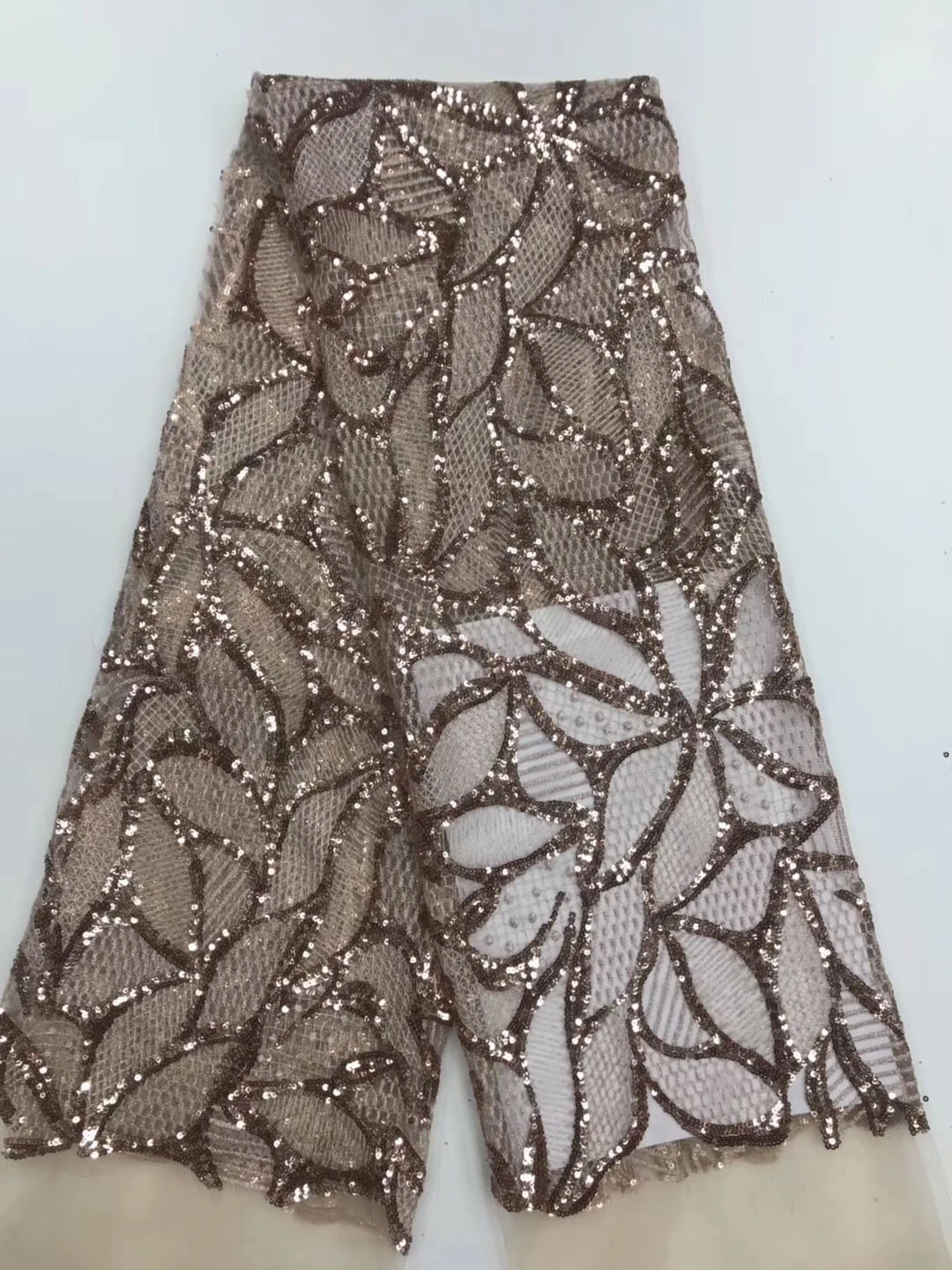 Nigeria Lace Fabric African Lace Fabric 2020 High quality lace tulle Elegant French net lace fabric for wedding D3833
Nigeria Lace Fabric African Lace Fabric 2020 High quality lace tulle Elegant French net lace fabric for wedding D3833
