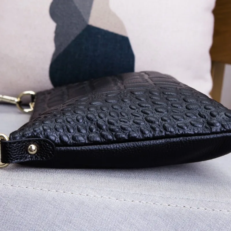 Ladies 100% Real Leather Crossbody Bags 2021 Fashion Crocodile Pattern Clutch Female High Capacity Black Office Envelope Bag
Ladies 100% Real Leather Crossbody Bags 2021 Fashion Crocodile Pattern Clutch Female High Capacity Black Office Envelope Bag