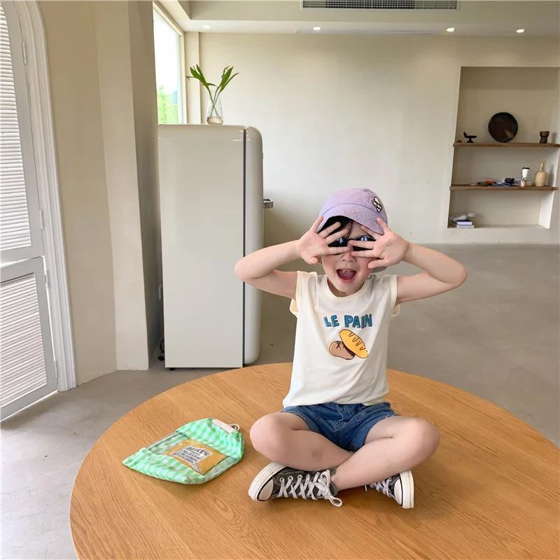 Korean Style Children Cute Bread Printing Sleevess Tops Boys and Girls Loose Cotton Vests
Korean Style Children Cute Bread Printing Sleevess Tops Boys and Girls Loose Cotton Vests