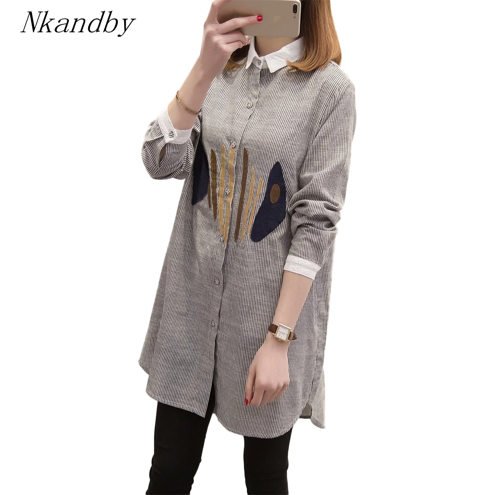 Размера плюс, женские топы, блузки 2021, осенняя мода, отложной воротник, длинный рукав, туника, Полосатая Вышивка, большие женские рубашки 
Размера плюс, женские топы, блузки 2021, осенняя мода, отложной воротник, длинный рукав, туника, Полосатая Вышивка, большие женские рубашки