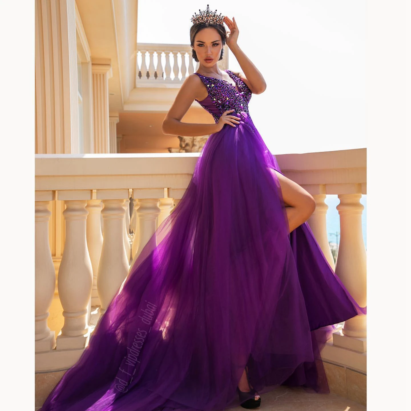 Sexy Elegant Purple Evening Dress Deep V-Neck Backless Prom Dress Tulle Floor Length Beadings Arabic Women Dress Custom Made
Sexy Elegant Purple Evening Dress Deep V-Neck Backless Prom Dress Tulle Floor Length Beadings Arabic Women Dress Custom Made