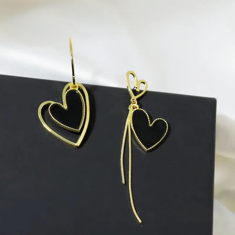 S925 Needle Korean Asymmetrical Love Tassel Fashion Web Celebrity Heart Shaped Long Stud Earrings Women
S925 Needle Korean Asymmetrical Love Tassel Fashion Web Celebrity Heart Shaped Long Stud Earrings Women