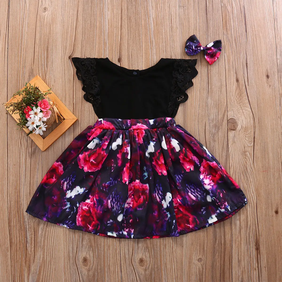 2021 New Baby Girl Lace Floral Romper Dress Headband Sister Matching Outfits 0-7Y Toddelr Kids Summer Bodysuit Dresses Clothes
2021 New Baby Girl Lace Floral Romper Dress Headband Sister Matching Outfits 0-7Y Toddelr Kids Summer Bodysuit Dresses Clothes