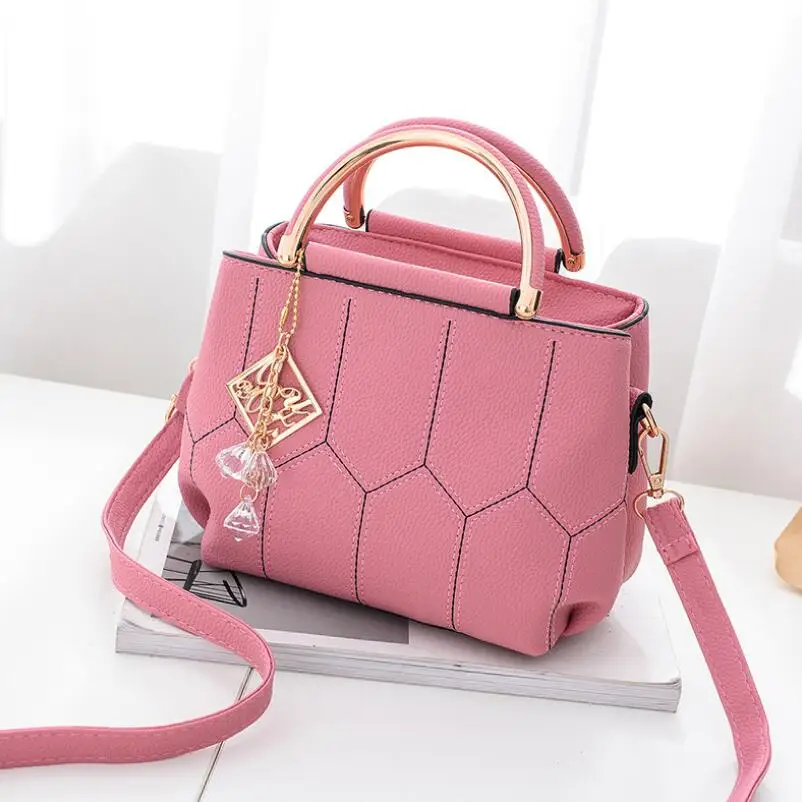 New Luxury Women's Leather Handbags Designer Large Capacity Diamond Shoulder Bags Ladies Casual Totes Fashion Travel Bag
New Luxury Women's Leather Handbags Designer Large Capacity Diamond Shoulder Bags Ladies Casual Totes Fashion Travel Bag