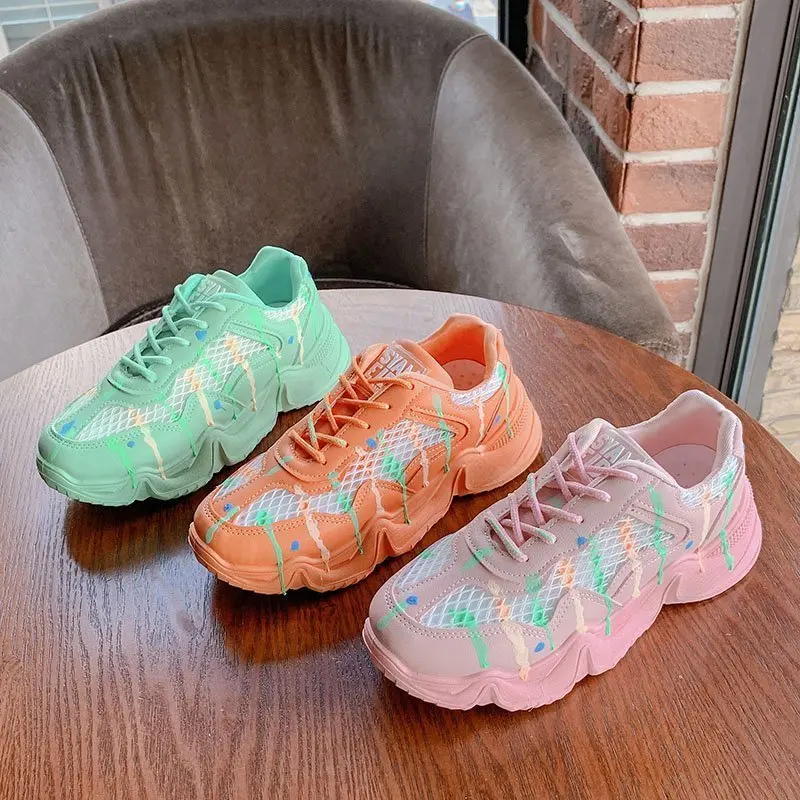 Spring / Autumn 2020 new casual sports shoes female students mesh versatile luminous casual shoes thick bottom old shoes Z819
Spring / Autumn 2020 new casual sports shoes female students mesh versatile luminous casual shoes thick bottom old shoes Z819