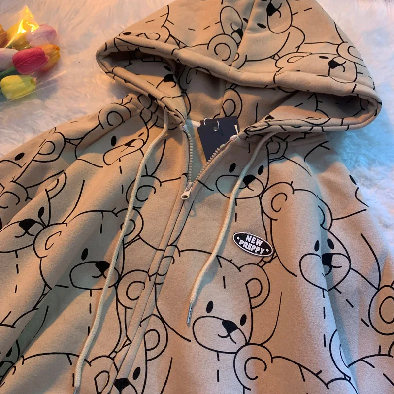 American retro bear hoodie jacket Hip Hop street loose animal cartoon jacket Fashion Instagram print zipper hoodie 
American retro bear hoodie jacket Hip Hop street loose animal cartoon jacket Fashion Instagram print zipper hoodie