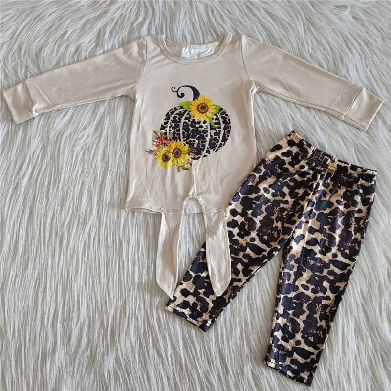 Boutique Baby Girls Sunflowers Pumpkin Outfits Kids Long Sleeves Top And Leopard Legging Pants Children Clothing Sets Hot sale
Boutique Baby Girls Sunflowers Pumpkin Outfits Kids Long Sleeves Top And Leopard Legging Pants Children Clothing Sets Hot sale