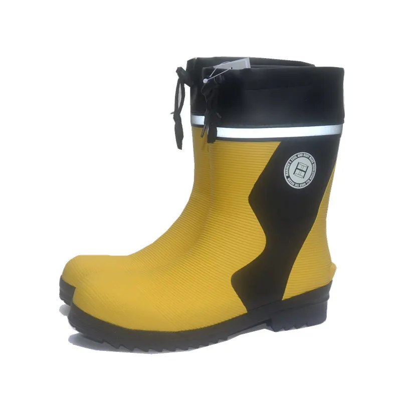 Direct selling rain shoes men steel Protection Steel soled rain boots anti smashing anti piercing safety waterproof rubber shoes
Direct selling rain shoes men steel Protection Steel soled rain boots anti smashing anti piercing safety waterproof rubber shoes