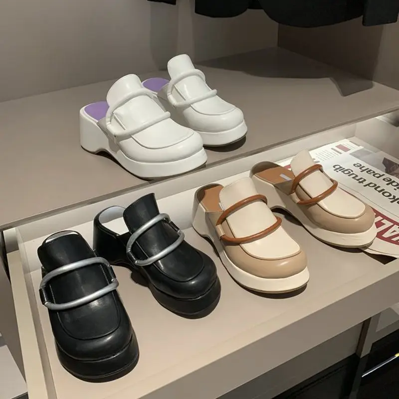 Women Slippers Summer Platform Flat Shoes Wedges Half Slippers Female Outside Mules Muller Shoes Leisure Fashion Slippers PU
Women Slippers Summer Platform Flat Shoes Wedges Half Slippers Female Outside Mules Muller Shoes Leisure Fashion Slippers PU