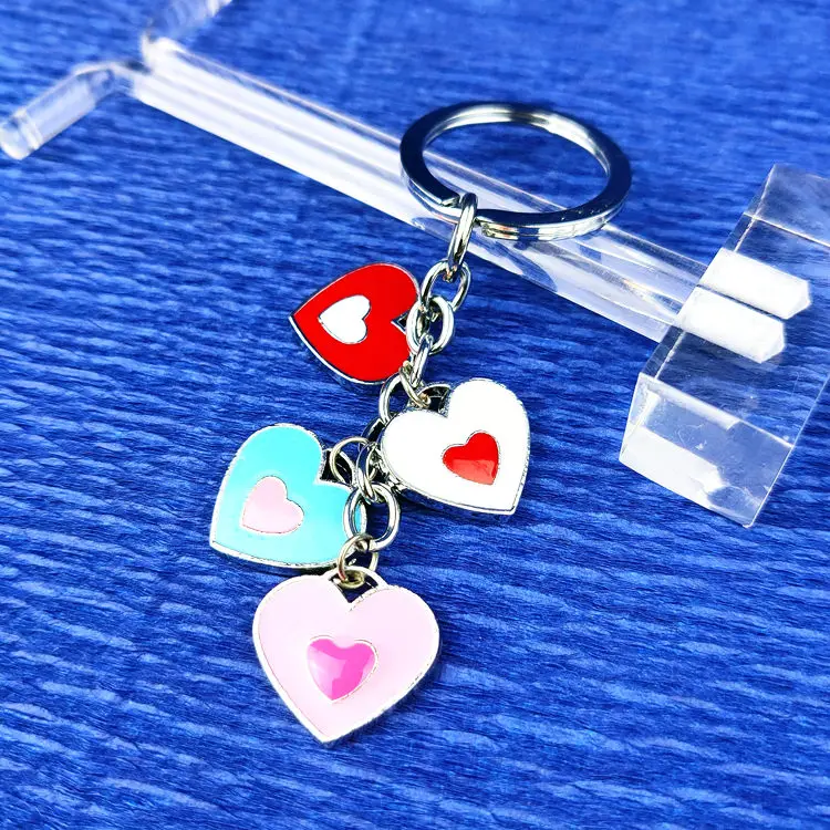 Fashion Silver Keyring Keychain Heart String Gift Special Characteristic Classic Two-Color All-Match Bag Red Lady Metal K0018
Fashion Silver Keyring Keychain Heart String Gift Special Characteristic Classic Two-Color All-Match Bag Red Lady Metal K0018