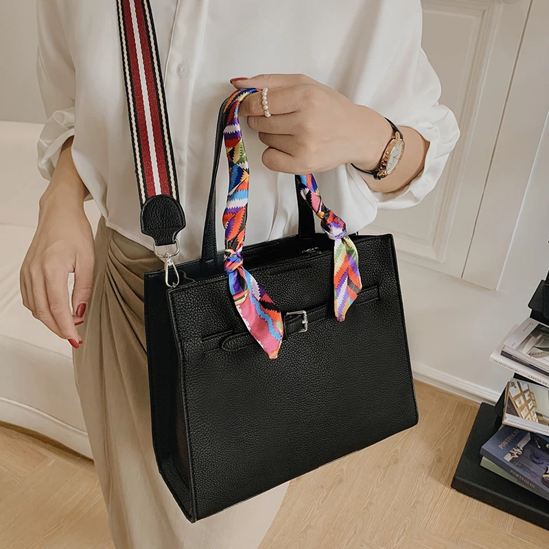 Casual Women Pu Leather Handbags Shoulder Bag High Quality Ladies Small Tote Messenger Bags Designer Female Crossbody Bags New 
Casual Women Pu Leather Handbags Shoulder Bag High Quality Ladies Small Tote Messenger Bags Designer Female Crossbody Bags New