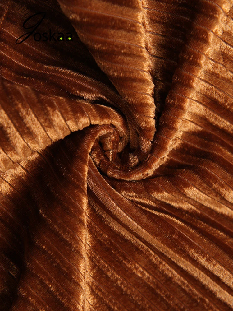 Joskaa Solid Sleeveless Crop Top And Shorts 2 Piece Sets Women Outfits Fashion Streetwear Summer 2021 Casual Fitness Tracksuits
Joskaa Solid Sleeveless Crop Top And Shorts 2 Piece Sets Women Outfits Fashion Streetwear Summer 2021 Casual Fitness Tracksuits