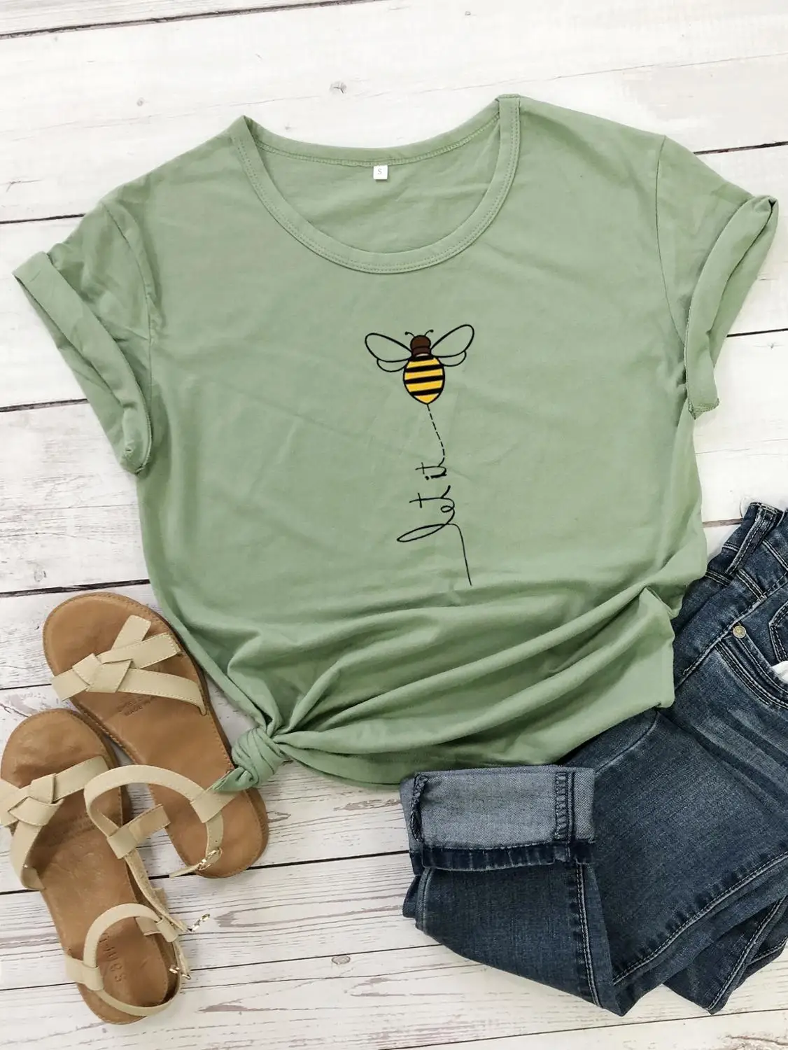 Футболка унисекс цветная с изображением пчел 100% хлопок надписью Let It Bee | Женская