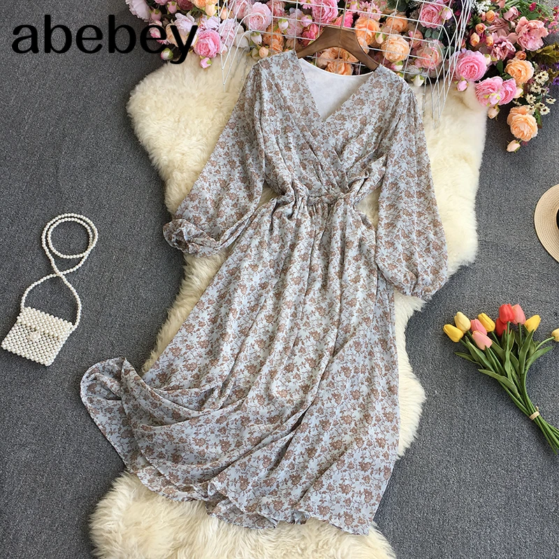 2022 New Spring Autumn French V-Neck long sleeve Dress cross patchwork high waist pleated floral print mid-length A-line Dress
2022 New Spring Autumn French V-Neck long sleeve Dress cross patchwork high waist pleated floral print mid-length A-line Dress