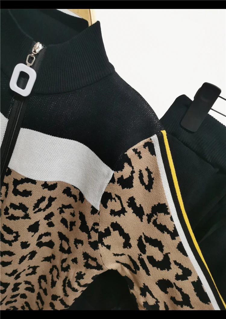 CBAFU new autumn winter knit women tracksuit leopard long sleeve cardignas knitted coat elastic pants 2 piece set knit suit F865
CBAFU new autumn winter knit women tracksuit leopard long sleeve cardignas knitted coat elastic pants 2 piece set knit suit F865