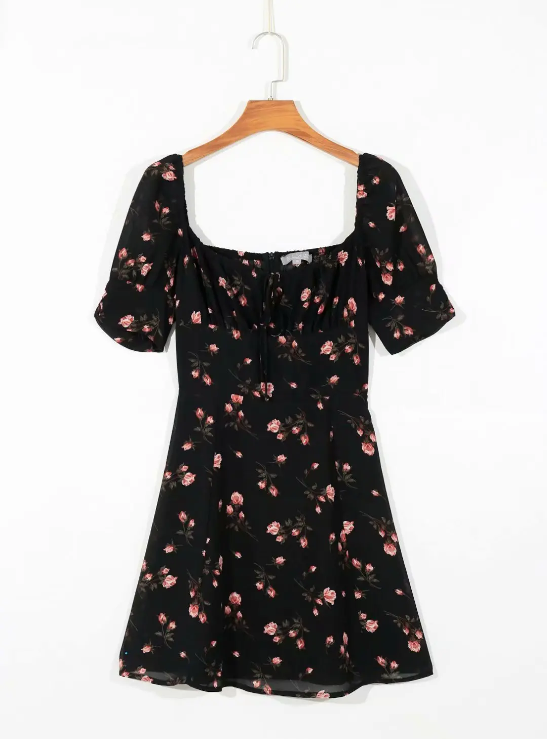 2021 summer new print black temperament commuter skirt small fresh high waist slim dress women
2021 summer new print black temperament commuter skirt small fresh high waist slim dress women