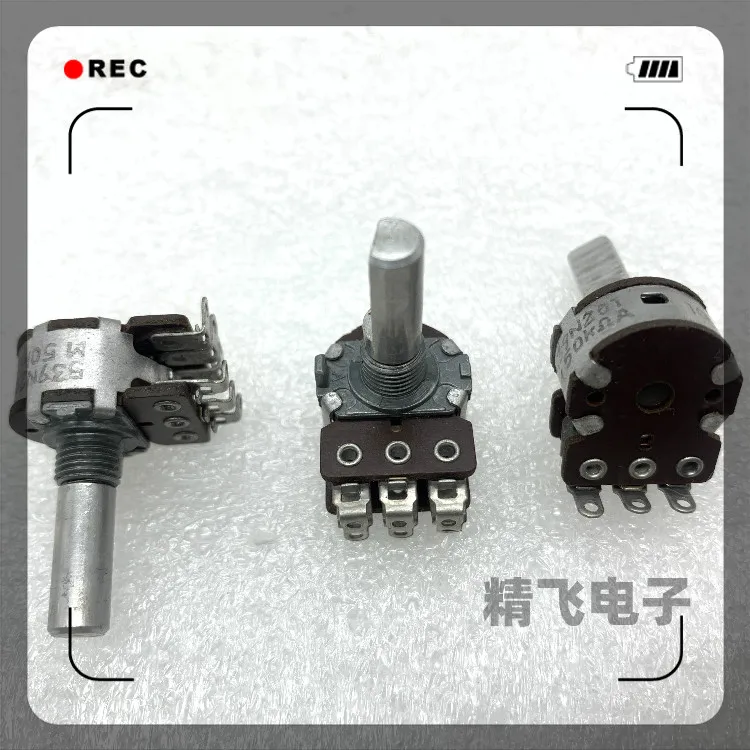 Original New 100% RK163 double potentiometer 539N201M50KA*2 shaft length 20MM (SWITCH)
Original New 100% RK163 double potentiometer 539N201M50KA*2 shaft length 20MM (SWITCH)
