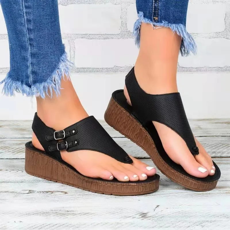 Flip-toe sandals women 2021 summer new style flat belt buckle sandals women large size foreign trade women's shoes
Flip-toe sandals women 2021 summer new style flat belt buckle sandals women large size foreign trade women's shoes