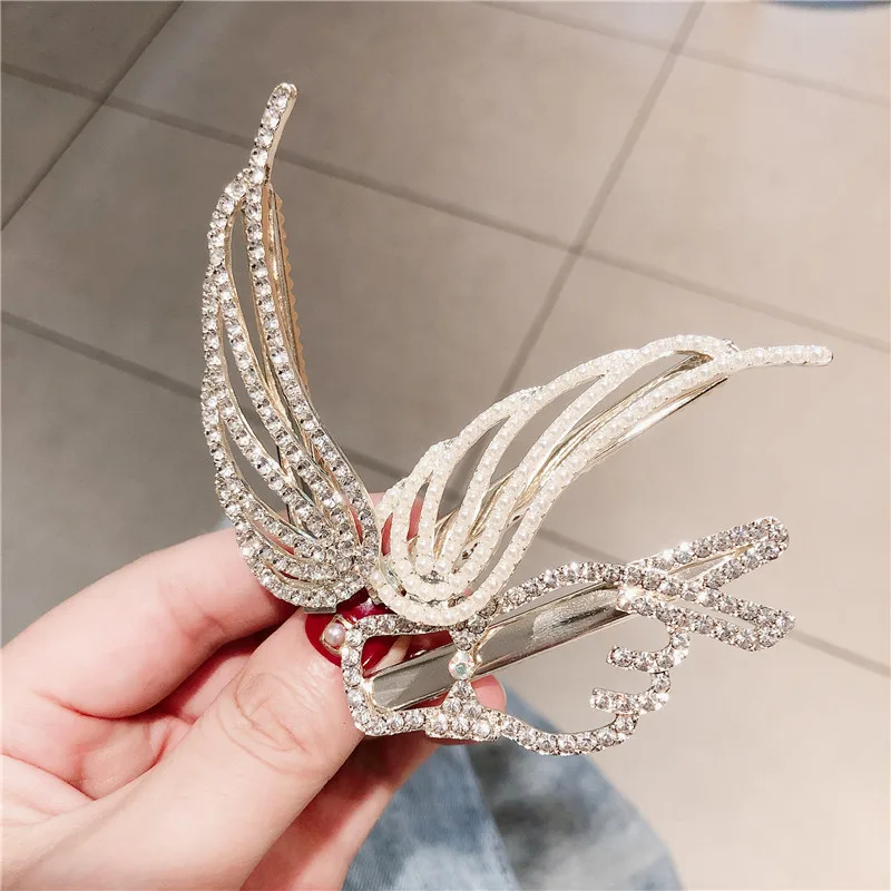 2020 Angel Wings Pearl Rhinestone Hair Jewelry Accessories For Women Girls Pins Hair Clips Barrettes Headdress Headwear Hairpin
2020 Angel Wings Pearl Rhinestone Hair Jewelry Accessories For Women Girls Pins Hair Clips Barrettes Headdress Headwear Hairpin