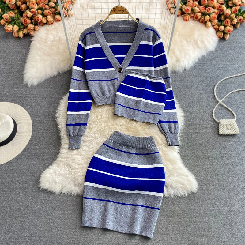 Korean Sweet Knit Stripe Cardigans+Tube Top Vest+Skirts 3 pcs Sets Girls Short Sweater Coat+Vest +Mini Skirt Suits Women Outfits
Korean Sweet Knit Stripe Cardigans+Tube Top Vest+Skirts 3 pcs Sets Girls Short Sweater Coat+Vest +Mini Skirt Suits Women Outfits