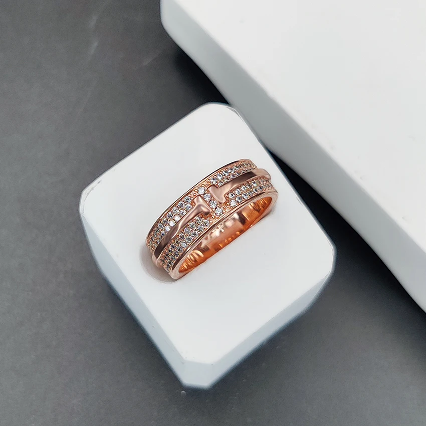 925 Sterling Silver Ring Men And Women Popular Classic With Stone Double T Shape Couple Ring Luxury All-Match Jewelry Gift
925 Sterling Silver Ring Men And Women Popular Classic With Stone Double T Shape Couple Ring Luxury All-Match Jewelry Gift