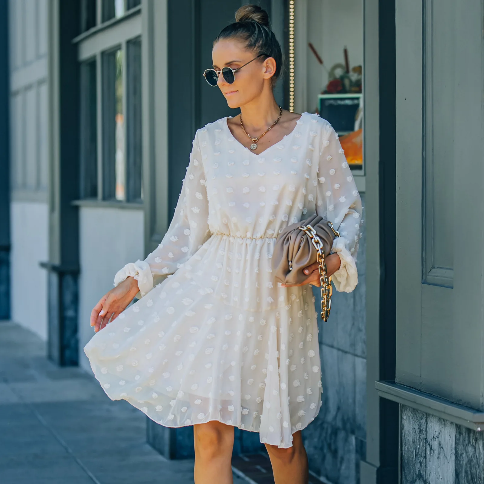 V-Neck Autumn Printed Women Dress Baggy Long Sleeve Midi Sundress Polka Dot Elegant Casual Chiffon Robe Skirt Femme Plus Size
V-Neck Autumn Printed Women Dress Baggy Long Sleeve Midi Sundress Polka Dot Elegant Casual Chiffon Robe Skirt Femme Plus Size