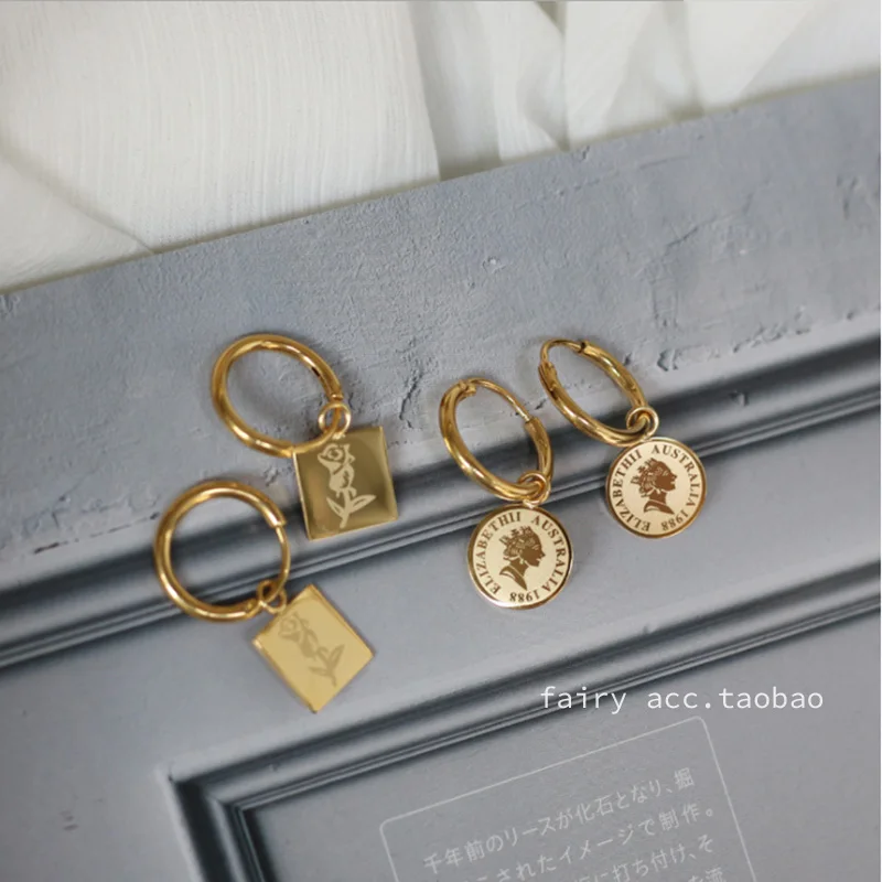 YUN RUO Vintage Flower Coin Stud Earring Hook Woman Gold Color Titanium Steel Jewelry Birthday Gift Never Fade Drop Shipping
YUN RUO Vintage Flower Coin Stud Earring Hook Woman Gold Color Titanium Steel Jewelry Birthday Gift Never Fade Drop Shipping