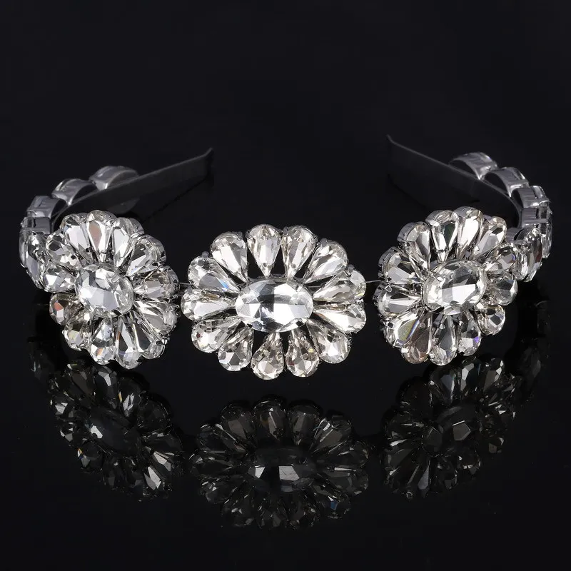 Big Gem Flower Baroque Headbands For Women Diamond Hair Accessories Pearl Headband for Girls Crown Flower Hairbands Head Wrap
Big Gem Flower Baroque Headbands For Women Diamond Hair Accessories Pearl Headband for Girls Crown Flower Hairbands Head Wrap