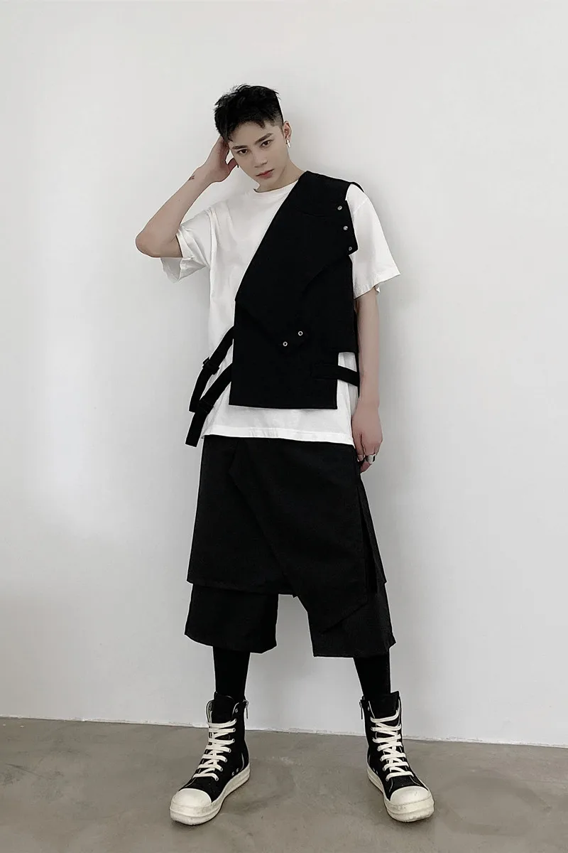 Men Splice Causal Skirt Pant Male Japan Style Streetwear Hip Hop Harem Trousers Stage Clothing
Men Splice Causal Skirt Pant Male Japan Style Streetwear Hip Hop Harem Trousers Stage Clothing
