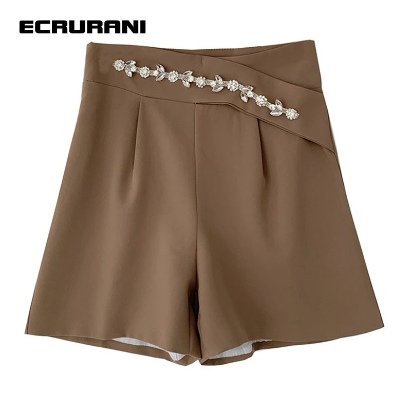 ECRURANI Patchwork Diamond Casual Khaki Shorts For Women Elastic Waist Solid Short Trousers Female 2021 Summer Fashion Clothing
ECRURANI Patchwork Diamond Casual Khaki Shorts For Women Elastic Waist Solid Short Trousers Female 2021 Summer Fashion Clothing