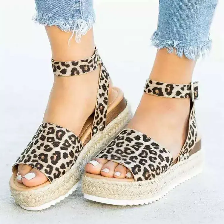 Wedges Shoes for Women High Heels Sandals Summer Shoes Flip Flop Chaussures Femme Platform Sandals Plus Sandalias Mujer 35-43
Wedges Shoes for Women High Heels Sandals Summer Shoes Flip Flop Chaussures Femme Platform Sandals Plus Sandalias Mujer 35-43