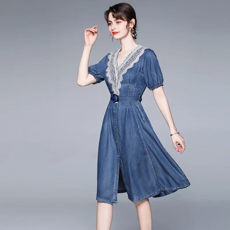 Tencel denim dress in the summer of 2021 the new female temperament lace short-sleeved loose fat mm show thin denim skirt
Tencel denim dress in the summer of 2021 the new female temperament lace short-sleeved loose fat mm show thin denim skirt
