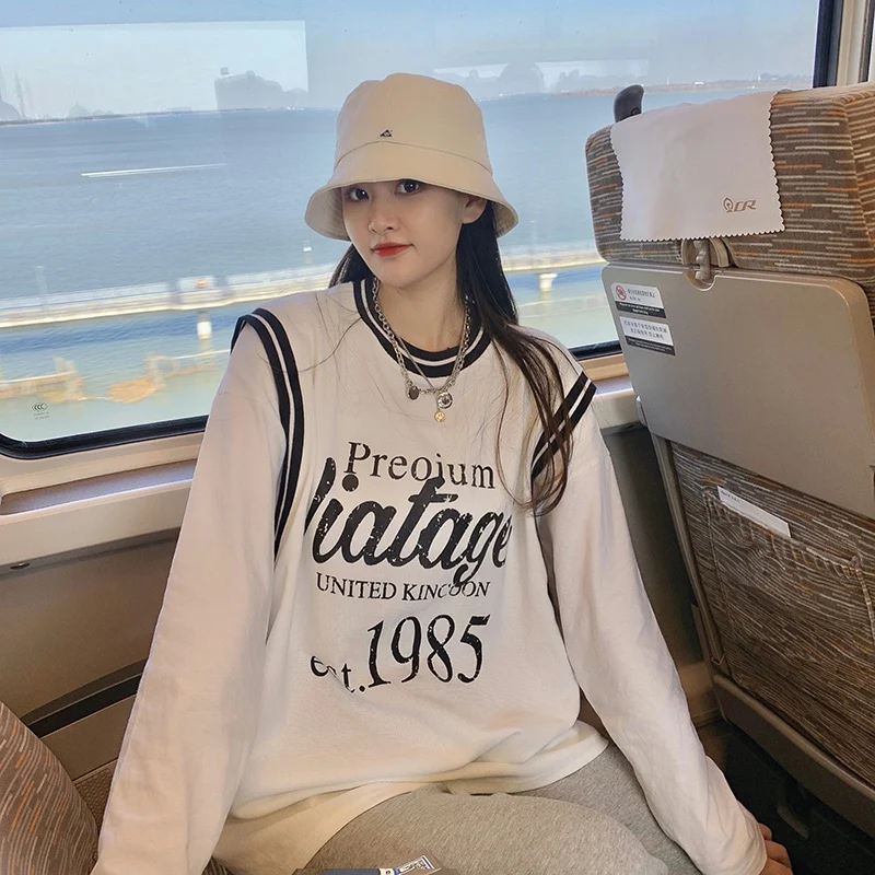 Cool Women Fashion Korean Fake Two Long Sleeve T Shirt Hip Hop Sports Streetwear Girls Tees Autumn Black Loose T Shirt Females 
Cool Women Fashion Korean Fake Two Long Sleeve T Shirt Hip Hop Sports Streetwear Girls Tees Autumn Black Loose T Shirt Females