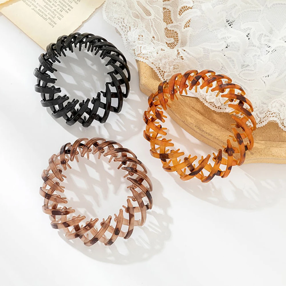 Lazy Ponytail Hairpin Fashion Bird Nest Hair Clip Retro Hairstyle Accessory Resin Hair Claws Headwear for Women Girls
Lazy Ponytail Hairpin Fashion Bird Nest Hair Clip Retro Hairstyle Accessory Resin Hair Claws Headwear for Women Girls