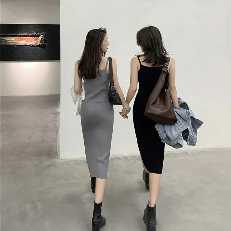 Hot Sale Fashion Black Spaghetti Strap Knitted Dress Women Summer 2021 Office Lady Chic Elegant Slim Midi Dresses Korean
Hot Sale Fashion Black Spaghetti Strap Knitted Dress Women Summer 2021 Office Lady Chic Elegant Slim Midi Dresses Korean