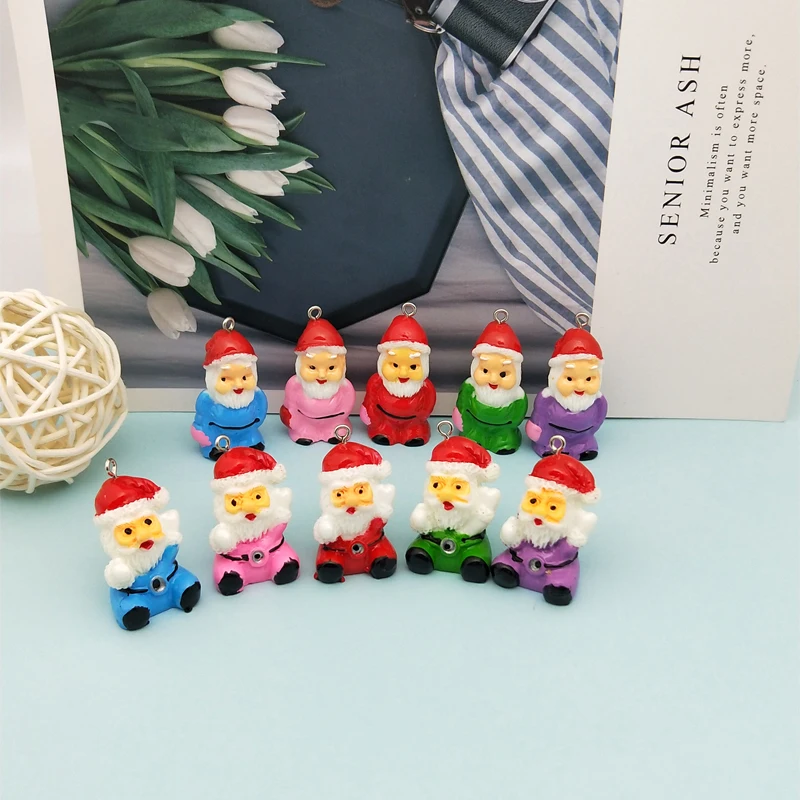 10pcs 3D Cute Santa Resin Charms Pendants Christmas Decor Charms Floating Creative Keychain Diy Jewelry Making Accessories FX207
10pcs 3D Cute Santa Resin Charms Pendants Christmas Decor Charms Floating Creative Keychain Diy Jewelry Making Accessories FX207