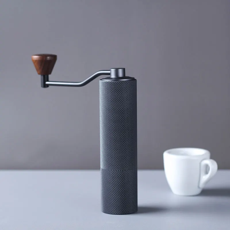 Timemore SLIM PLUS High quality Manual Coffee grinder Aluminum Coffee miller 20g Mini Coffee milling machine
Timemore SLIM PLUS High quality Manual Coffee grinder Aluminum Coffee miller 20g Mini Coffee milling machine