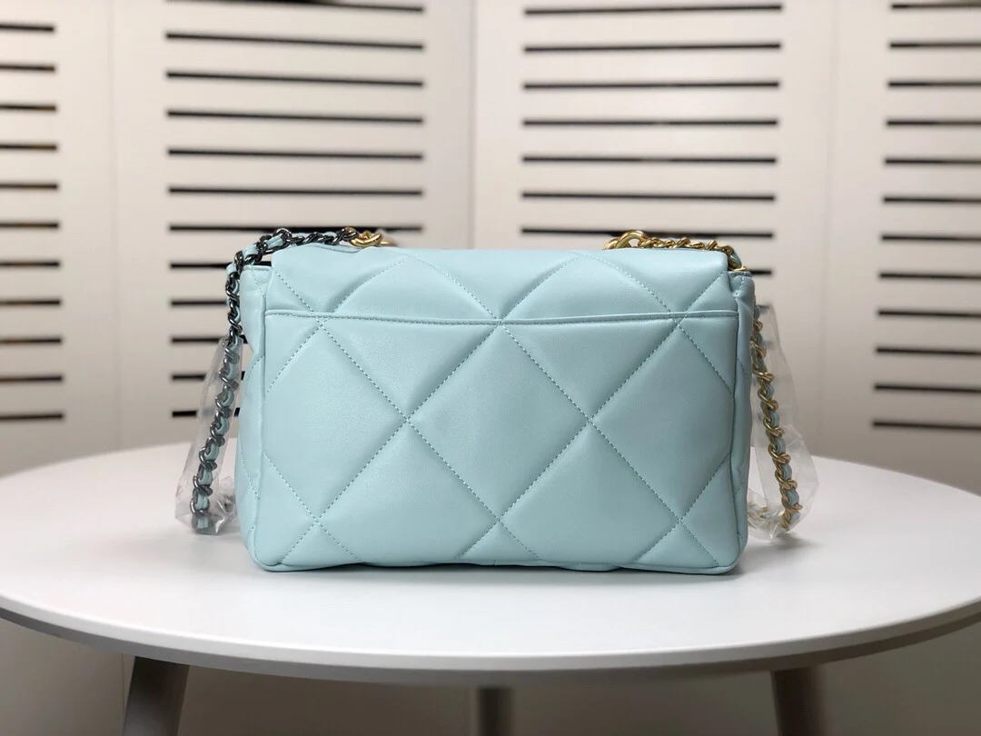 2021 Women's small handbag withcattlehide Luxury Women's shoulder bags single summer bags good quality leather shoulder strap
2021 Women's small handbag withcattlehide Luxury Women's shoulder bags single summer bags good quality leather shoulder strap