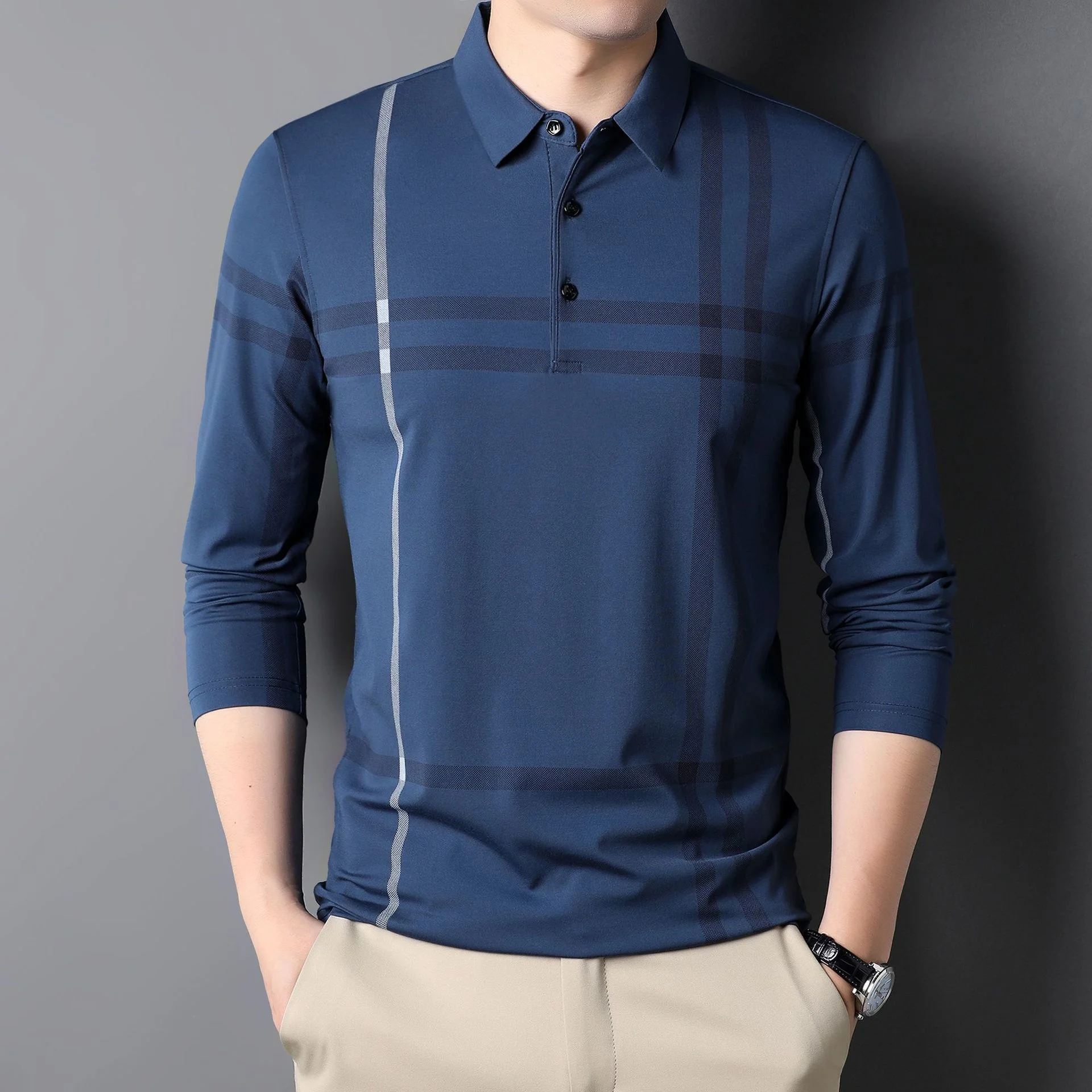 2021 autumn new middle-aged business men's Lapel stripe t-shirt men's long sleeve T-shirt dad put on clothes
2021 autumn new middle-aged business men's Lapel stripe t-shirt men's long sleeve T-shirt dad put on clothes