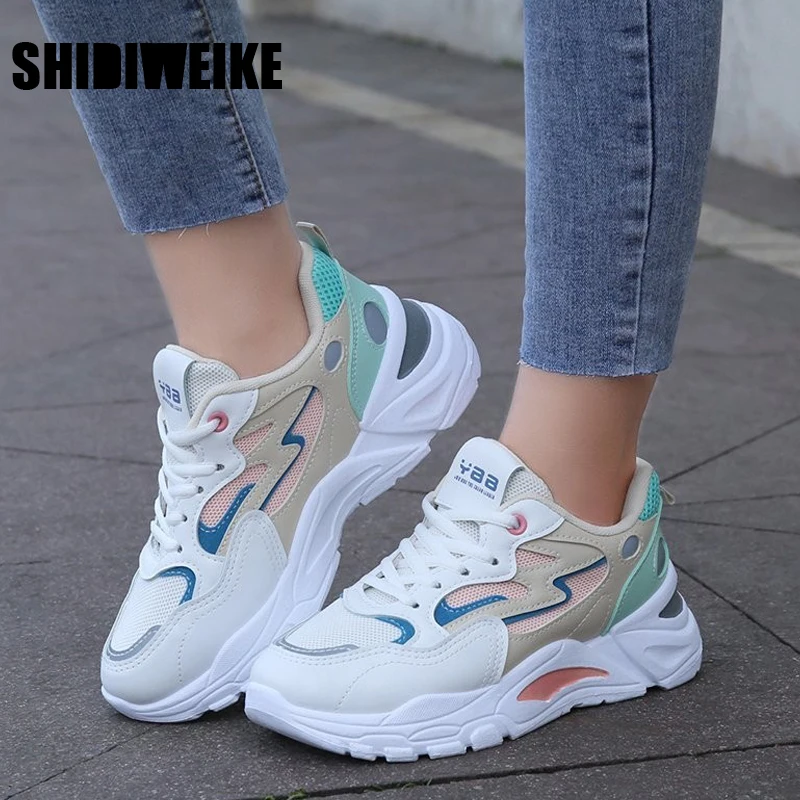 Женские кроссовки на платформе, повседневные кроссовки на массивной вулканизированной подошве, для тенниса, vc626, Летний сезон 2021
Женские кроссовки на платформе, повседневные кроссовки на массивной вулканизированной подошве, для тенниса, vc626, Летний сезон 2021