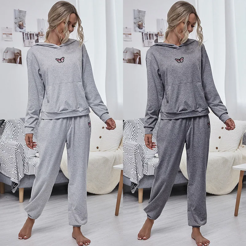 Gray Stylish Embroidery Loose Pullover Outfits for Women Hoodies 2020 Autumn Long Sleeve Pants Sweatshirt Fashion Two Piece Set
Gray Stylish Embroidery Loose Pullover Outfits for Women Hoodies 2020 Autumn Long Sleeve Pants Sweatshirt Fashion Two Piece Set